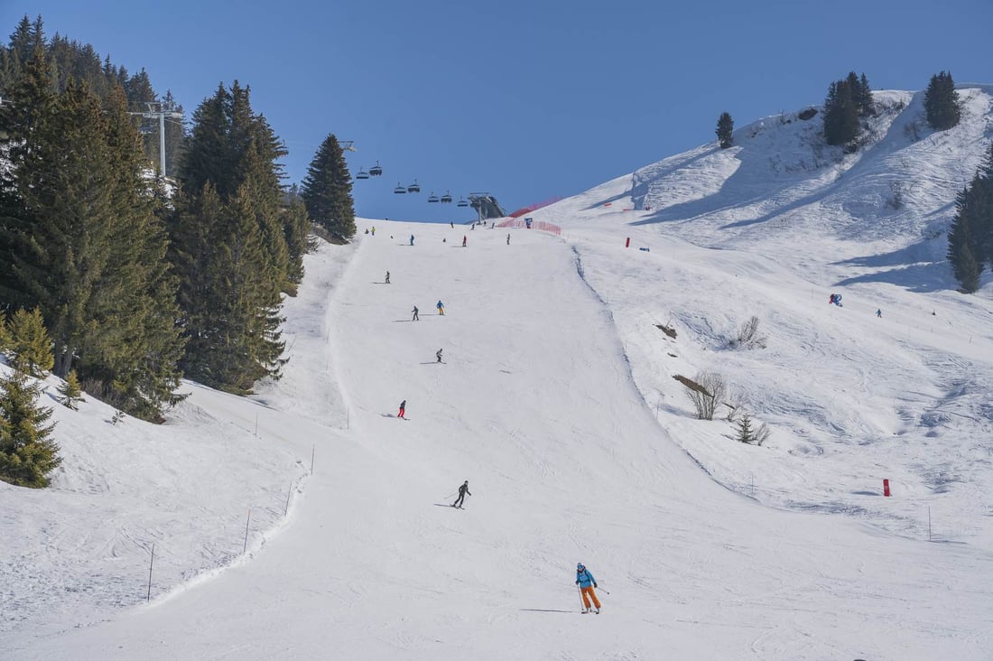 Great Piste Conditions - Pictures taken yesterday morning