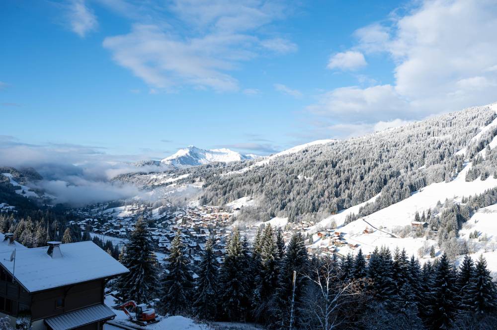 Les Gets - Premières neiges et magnifiques paysages ensoleillés ce matin aux Chavannes