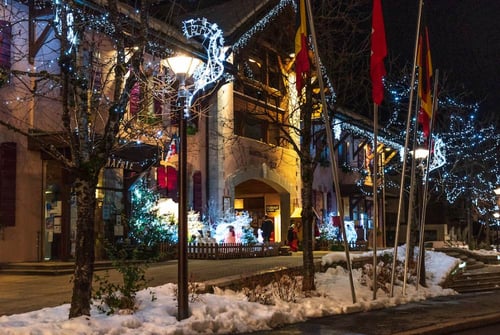 A Wonderful atmosphere for Xmas in Les Gets - Photos taken yesterday evening