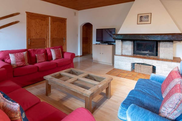 Bayeux - Spacious 4 bedroom Apartment