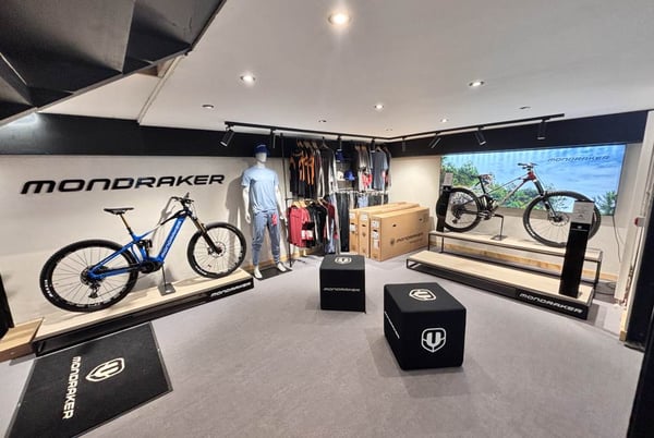 YoloStore Les Gets – Your One-Stop Bike & Lifestyle Shop