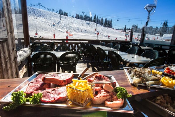 Les Gets - Eté et hiver - Restaurant La Croix Blanche