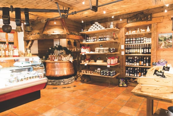 La Fruitière des Perrières - The Cheese farm in Les Gets