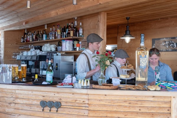 La Grande Ourse restaurant - On the piste - Incredible view