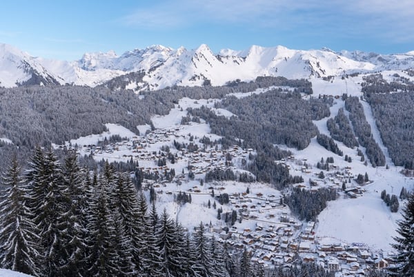 Skiing on Mont Chery - Les Gets - Everything you need to know