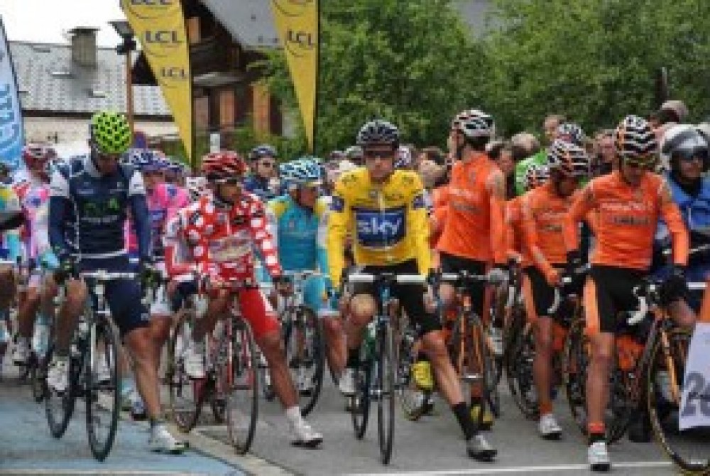 Critérium du Dauphiné in Les Gets, Bradley Wiggins in the Lead