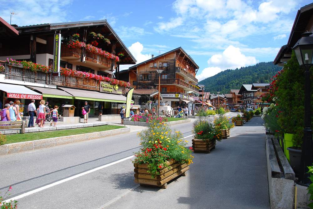 Summer Holidays And Coronavirus - Les Gets - Ideal location