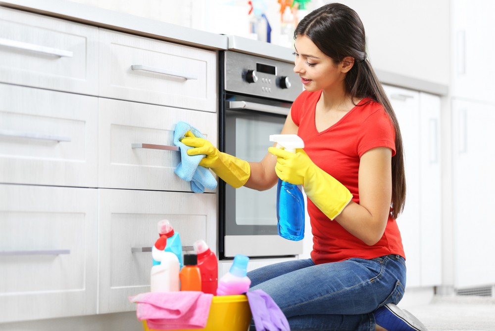 Linge de maison et nettoyage, peignoirs pour jacuzzi, kit de voyage
